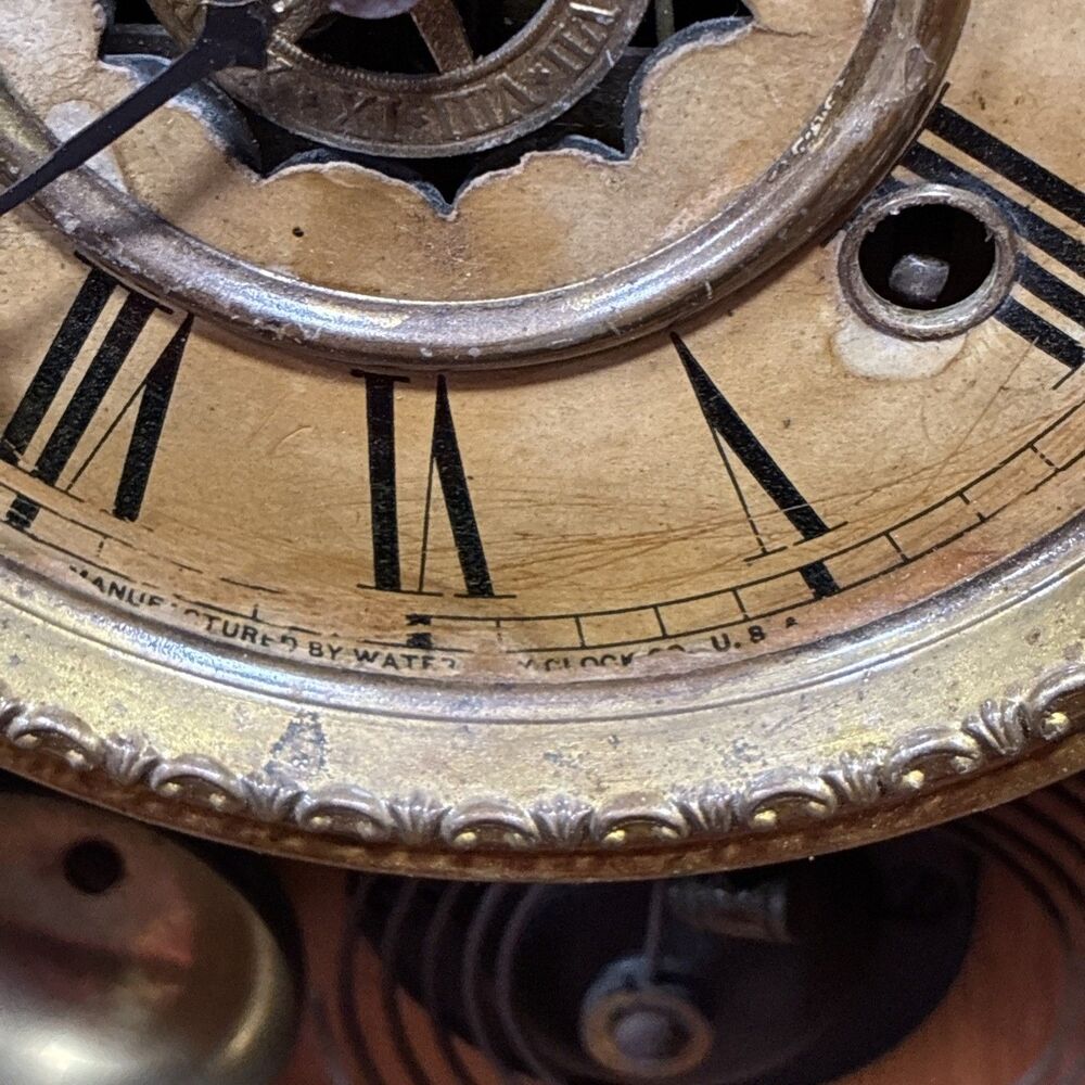 Antique Waterbury Gingerbread Clock with Alarm 8-Day, Time/Strike Needs Repair - Picture 11 of 12